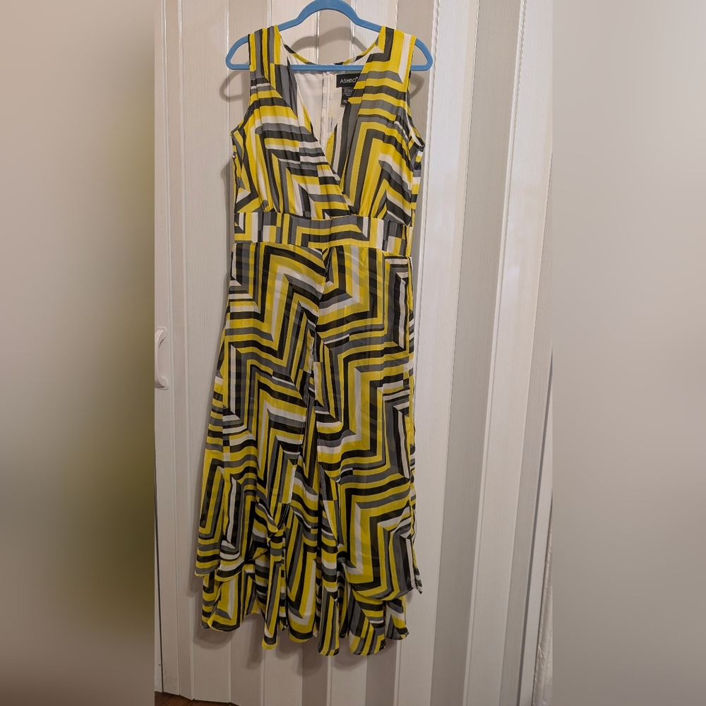 Ashro's Yellow and Black Chevron Dress. Size 14